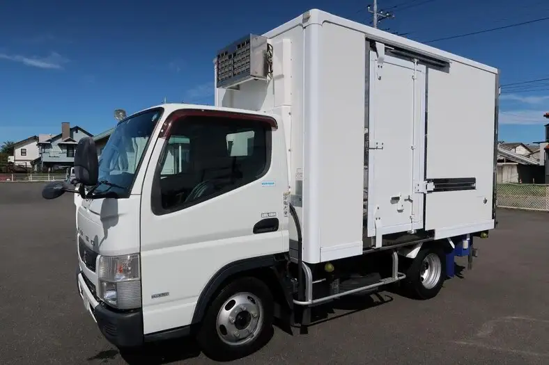 三菱 キャンター 小型 冷凍冷蔵 低温 スタンバイ の中古トラック【車両No.152877】