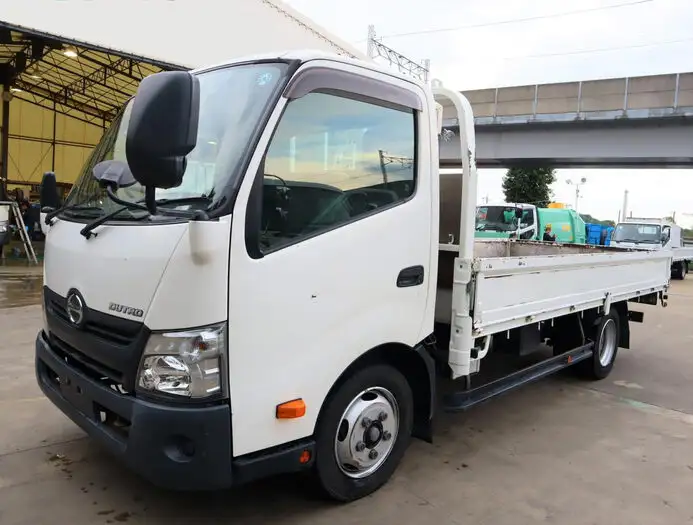 日野 デュトロ 小型 平ボディ TPG-XZC710M H29 の中古トラック【車両No.152847】