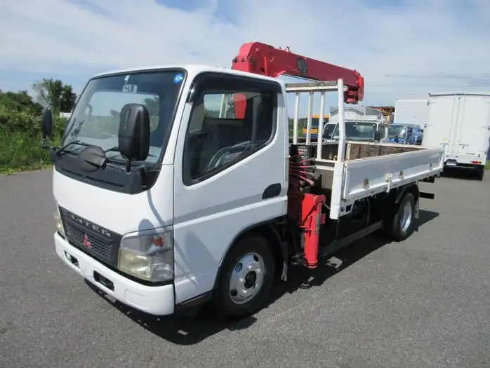 三菱 キャンター 小型 クレーン付 床鉄板 3段 の中古トラック【車両No.153098】