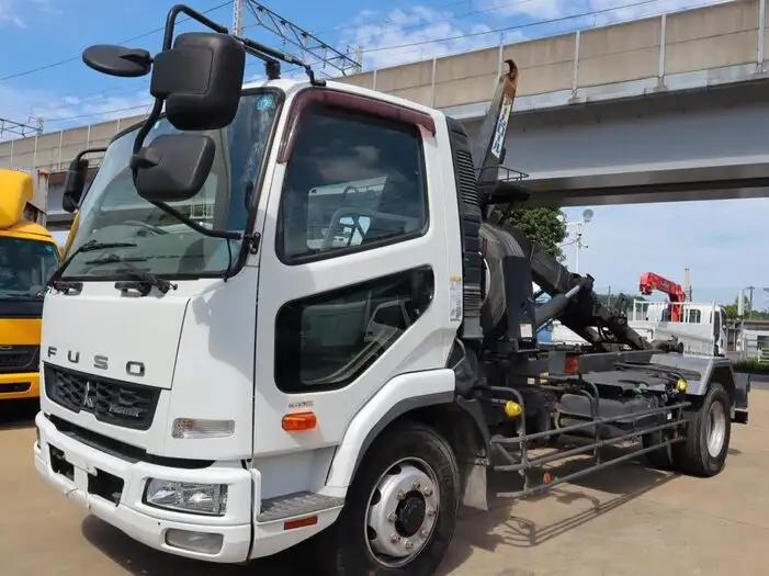 三菱 ファイター 中型/増トン アームロール ツインホイスト QKG-FK72FZ の中古トラック【車両No.153200】