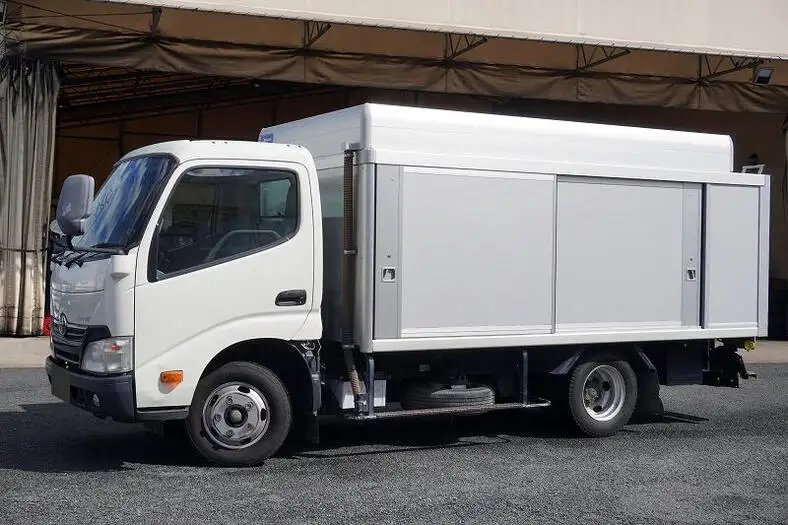 トヨタ ダイナ 小型 アルミバン ボトルカー 床鉄板 の中古トラック【車両No.153293】