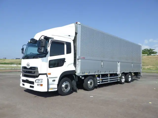 日産UD クオン 大型 ウイング エアサス ベッド の中古トラック【車両No.153385】