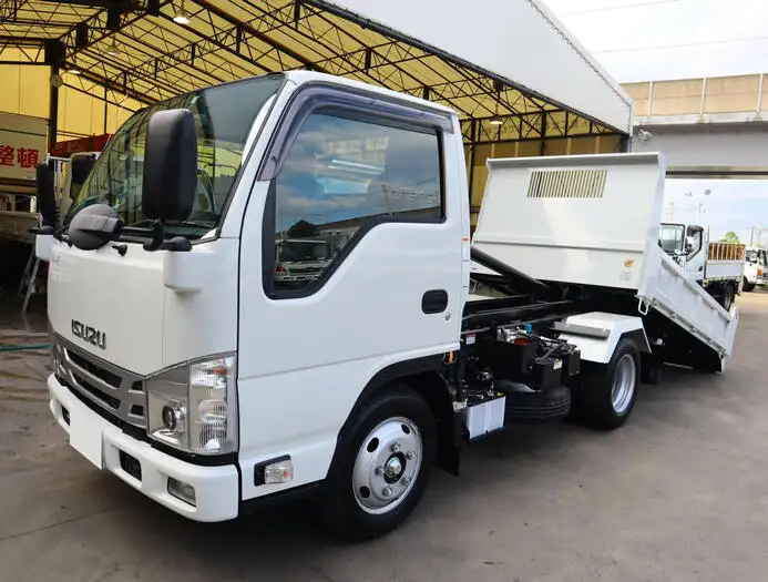 いすゞ エルフ 小型 ダンプ ローダー 2RG-NKR88AN の中古トラック【車両No.153657】