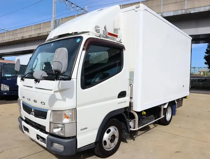 三菱 キャンター 小型 冷凍冷蔵 中温 床アルミ の中古トラック【車両No.153594】