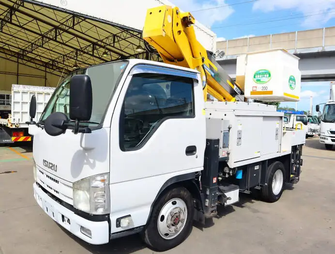 いすゞ エルフ 小型 高所・建柱車 高所作業車 電工仕様 の中古トラック【車両No.153600】