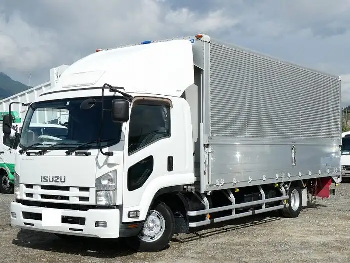 いすゞ フォワード 中型/増トン ウイング エアサス ベッド の中古トラック【車両No.153737】
