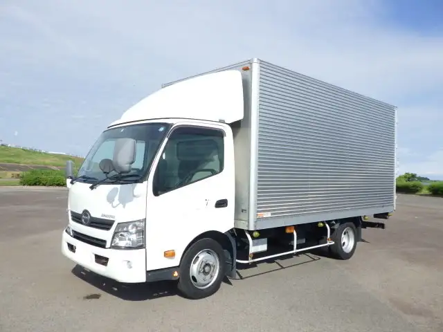 日野 デュトロ 小型 アルミバン 3枚観音 TKG-XZC710M の中古トラック【車両No.153871】