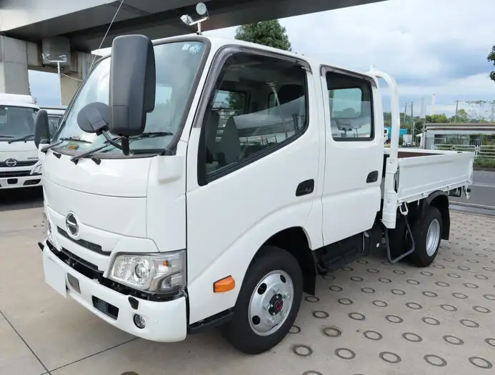 日野 デュトロ 小型 平ボディ Wキャブ 2KG-XZU685M の中古トラック【車両No.153924】