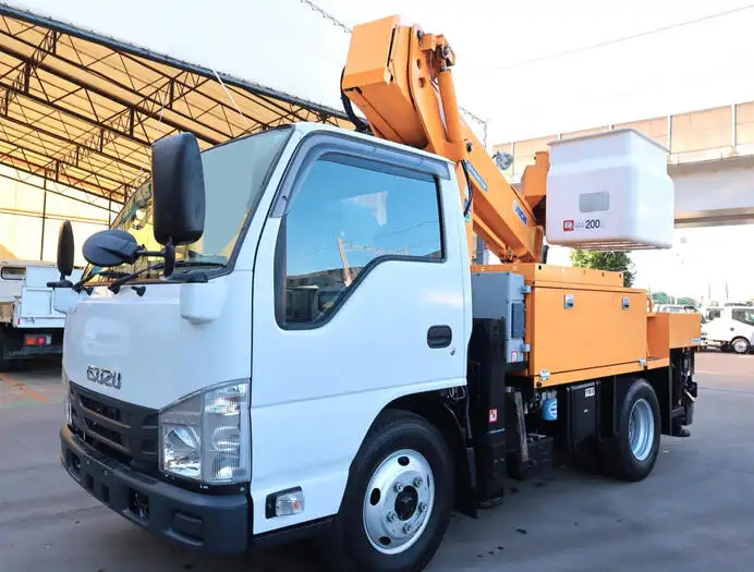 いすゞ エルフ 小型 高所・建柱車 高所作業車 電工仕様 の中古トラック【車両No.153945】