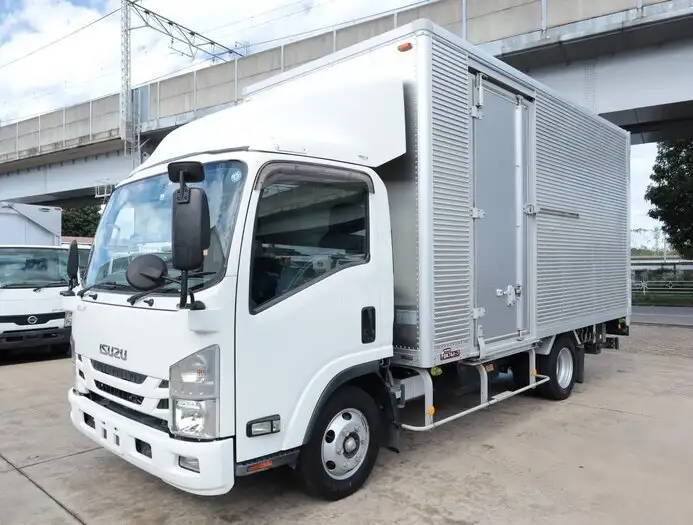 いすゞ エルフ 小型 アルミバン パワーゲート サイドドア の中古トラック【車両No.153938】