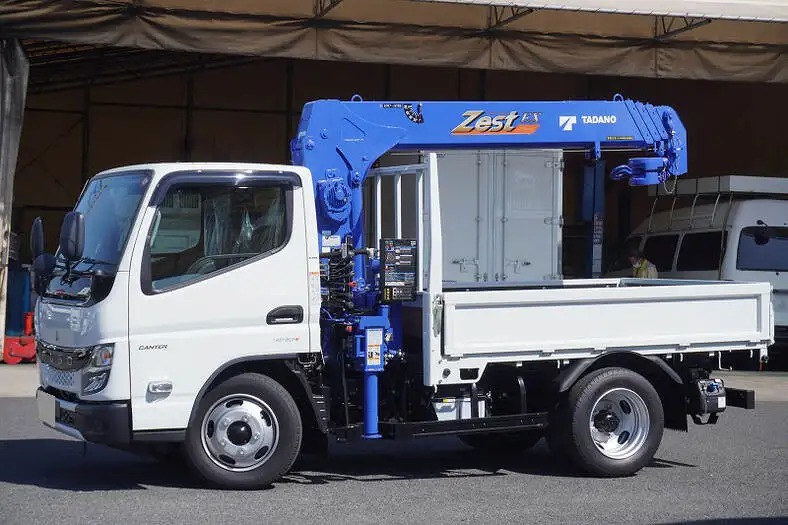 三菱 キャンター 小型 クレーン付 4段 ラジコン の中古トラック【車両No.154077】