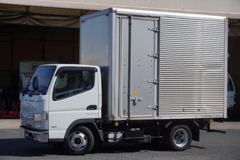 三菱 キャンター 小型 アルミバン サイドドア TPG-FBA20 の中古トラック【車両No.154071】
