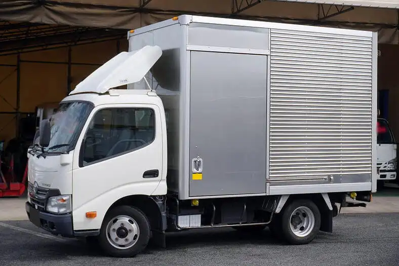 トヨタ トヨエース 小型 アルミバン サイドドア TKG-XZC605 の中古トラック【車両No.154097】
