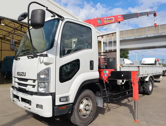 いすゞ フォワード 中型/増トン クレーン付 4段 ラジコン の中古トラック【車両No.154328】