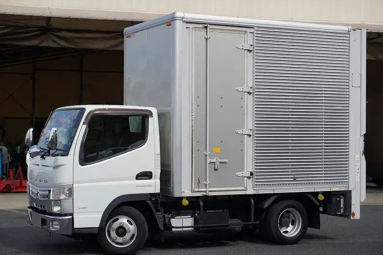 三菱 キャンター 小型 アルミバン パワーゲート サイドドア の中古トラック【車両No.155121】
