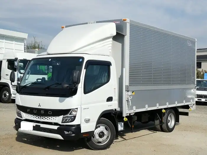 三菱 キャンター 小型 ウイング 2RG-FEB50 R5 の中古トラック【車両No.155101】