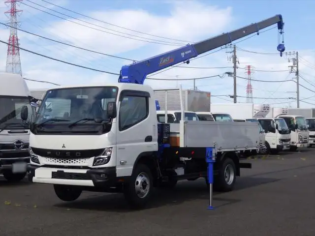 三菱 キャンター 小型 クレーン付 4段 ラジコン の中古トラック【車両No.155265】