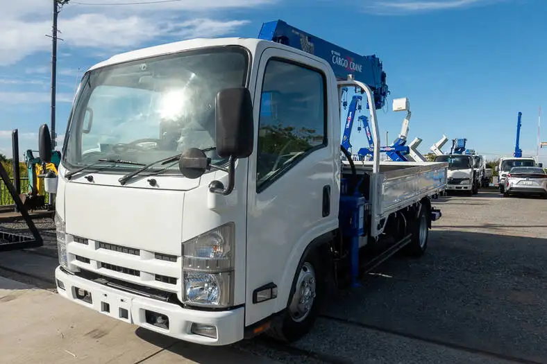 いすゞ エルフ 小型 クレーン付 6段 ラジコン の中古トラック【車両No.155350】