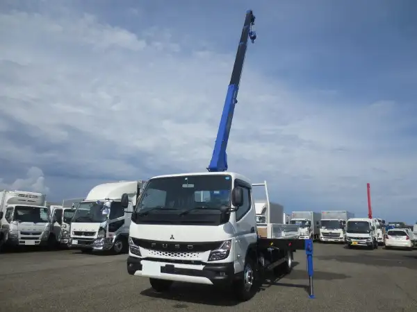 三菱 キャンター 小型 クレーン付 4段 ラジコン の中古トラック【車両No.155379】