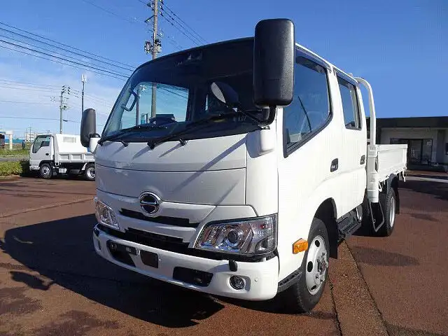 日野 デュトロ 小型 平ボディ Wキャブ 2KG-XZU685M の中古トラック【車両No.155898】