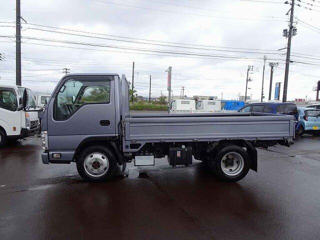 いすゞ エルフ 小型 平ボディ 10尺 2RG-NJS88A の中古トラック【車両No.155899】｜中古トラックの販売・買取【トラック流通センター】