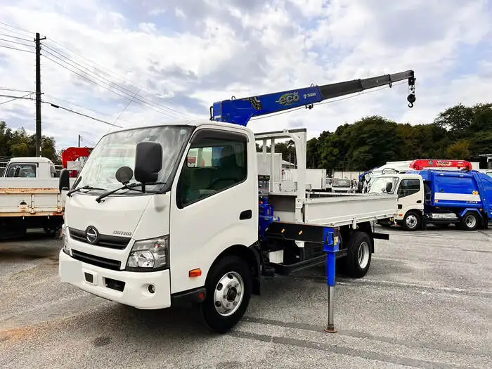 日野 デュトロ 小型 クレーン付 4段 ラジコン の中古トラック【車両No.155910】