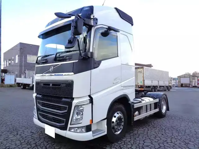 ボルボ トラック 大型 トラクター ハイルーフ 1デフ の中古トラック【車両No.156066】