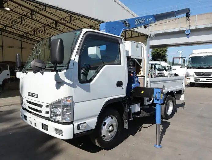 いすゞ エルフ 小型 クレーン付 3段 ラジコン の中古トラック【車両No.155850】