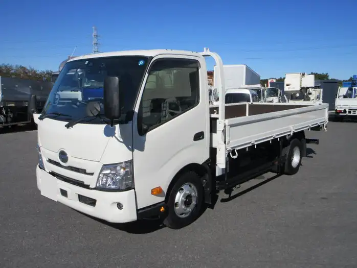 日野 デュトロ 小型 平ボディ 2RG-XZU712M R4 の中古トラック【車両No.156179】