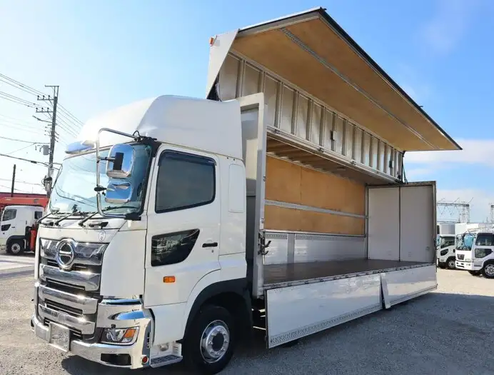 日野 プロフィア 大型 ウイング ハイルーフ エアサス の中古トラック【車両No.156183】