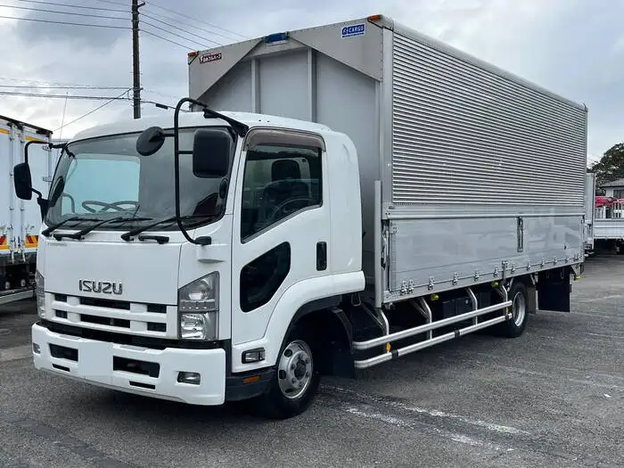 いすゞ フォワード 中型/増トン ウイング ベッド TKG-FRR90S2 の中古トラック【車両No.156115】