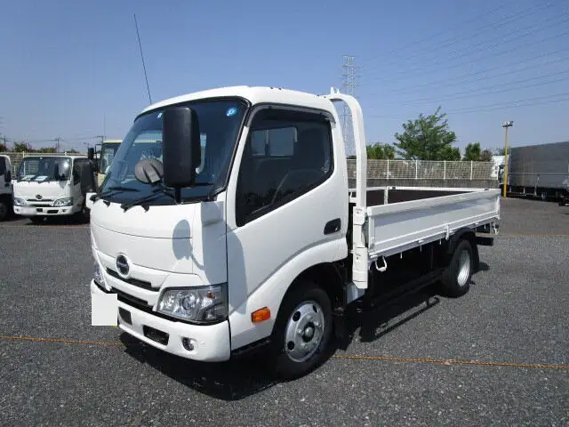 日野 デュトロ 小型 平ボディ 2RG-XZU645M R5 の中古トラック【車両No.156582】