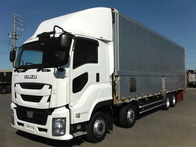 いすゞ ギガ 大型 ウイング エアサス ベッド の中古トラック【車両No.156824】