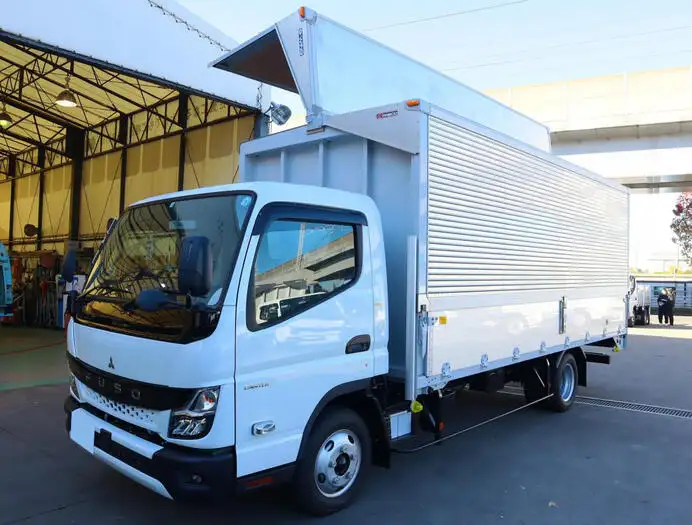 三菱 キャンター 小型 ウイング 2RG-FEB50 R5 の中古トラック【車両No.157251】