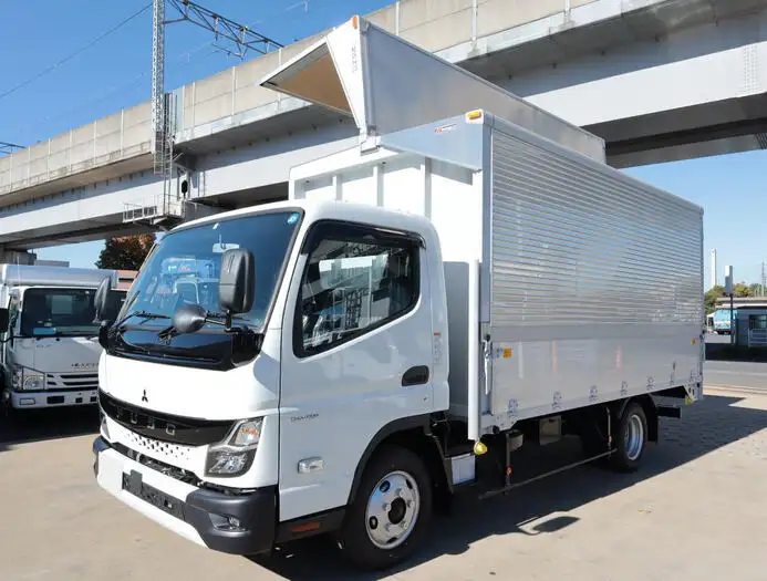 三菱 キャンター 小型 ウイング 2RG-FEB50 R5 の中古トラック【車両No.157250】