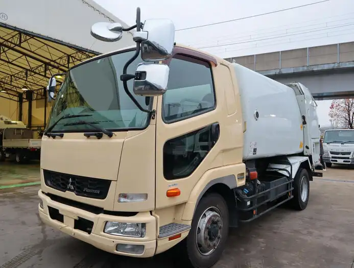 三菱 ファイター 中型/増トン パッカー車 巻き込み式 ベッド の中古トラック【車両No.157519】