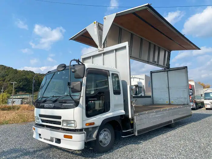 いすゞ フォワード 中型/増トン ウイング ベッド KK-FRR33L4 の中古トラック【車両No.158322】