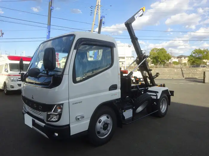 三菱 キャンター 小型 アームロール ツインホイスト 2RG-FEAV0 の中古トラック【車両No.158400】