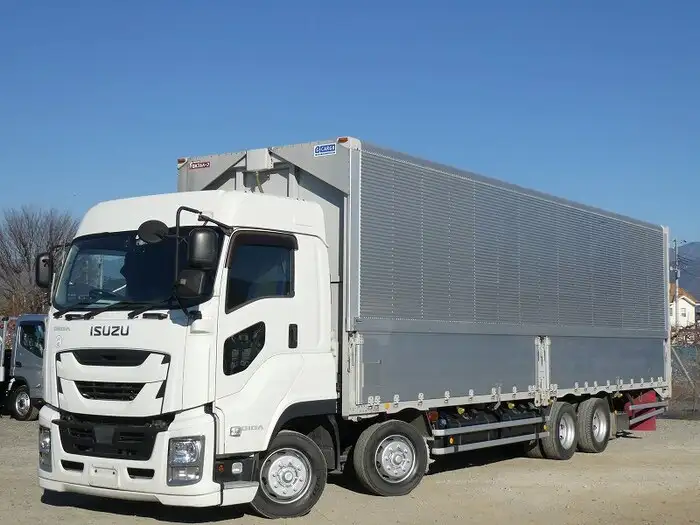 いすゞ ギガ 大型 ウイング ハイルーフ エアサス の中古トラック【車両No.158555】