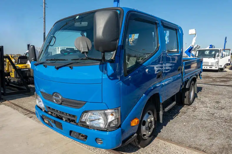 日野 デュトロ 小型 平ボディ Wキャブ TKG-XZU605M の中古トラック【車両No.158672】