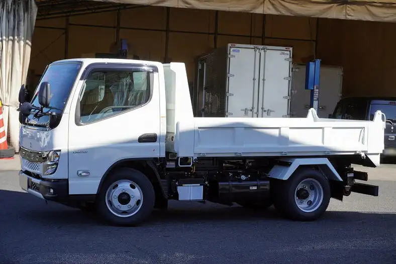 三菱 キャンター 小型 ダンプ ローダー 強化 の中古トラック【車両No.158901】