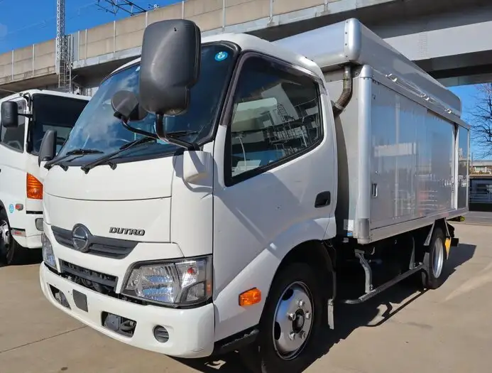 日野 デュトロ 小型 アルミバン ボトルカー TPG-XZU645M の中古トラック【車両No.159139】