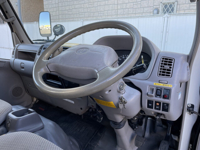 トヨタ トヨエース 小型 アルミバン パワーゲート サイドドア｜画像15