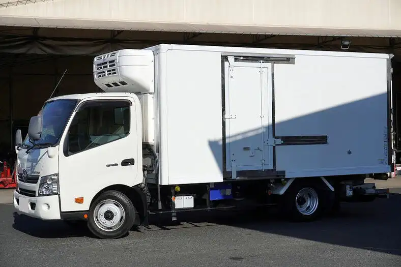 日野 デュトロ 小型 冷凍冷蔵 低温 パワーゲート の中古トラック【車両No.159553】