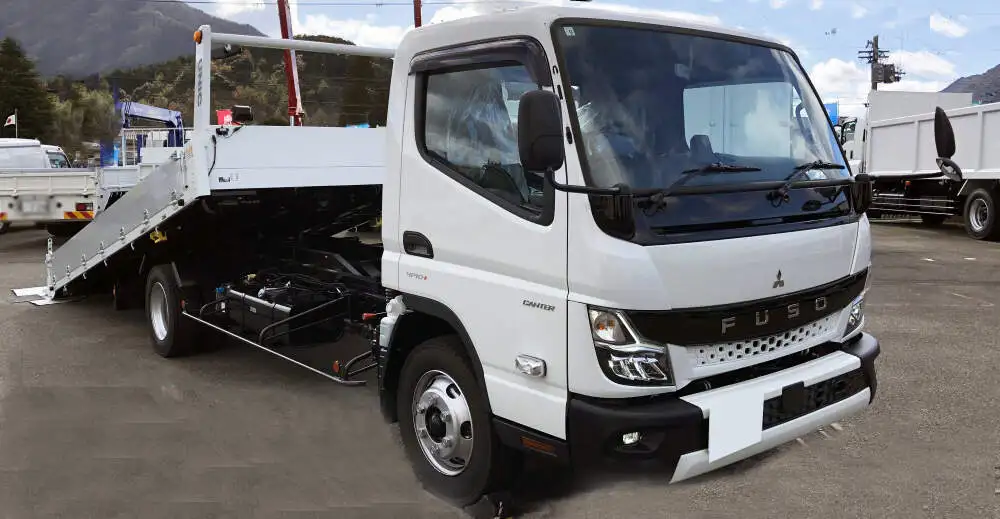 三菱 キャンター 小型 車両重機運搬 ラジコン ウインチ の中古トラック【車両No.159557】