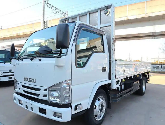 いすゞ エルフ 小型 平ボディ 2RG-NKR88R R2 の中古トラック【車両No.159907】