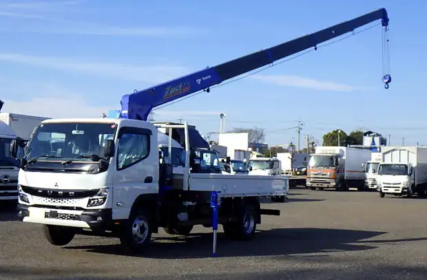 三菱 キャンター 小型 クレーン付 5段 ラジコン の中古トラック【車両No.159966】