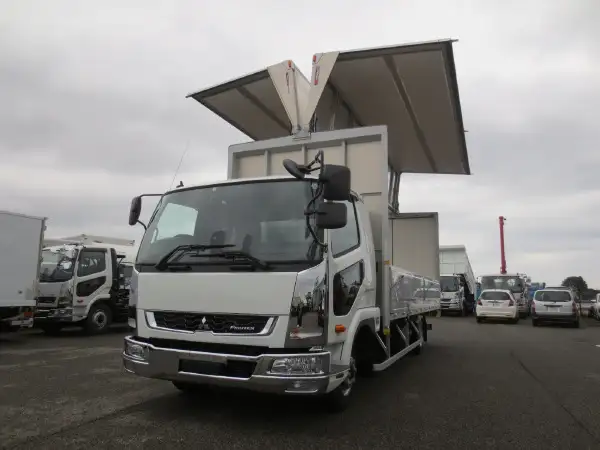 三菱 ファイター 中型/増トン ウイング エアサス ベッド の中古トラック【車両No.159838】