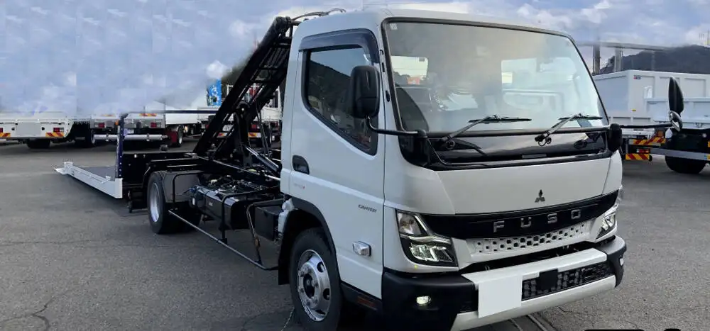 三菱 キャンター 小型 車両重機運搬 ラジコン ウインチ の中古トラック【車両No.160272】