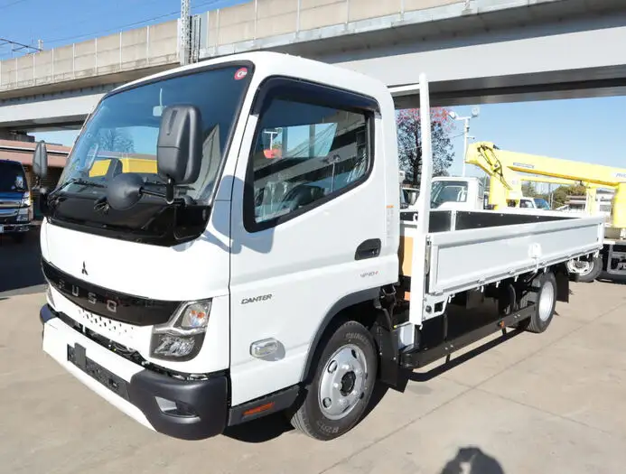三菱 キャンター 小型 平ボディ 2RG-FEB50 R5 の中古トラック【車両No.160257】